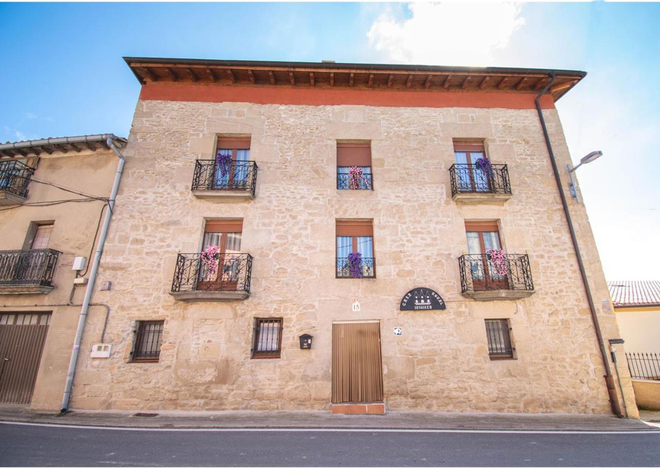 Iriniken, Amplia Casa Rural Con Barbacoa En Navarra Aras  Exterior photo